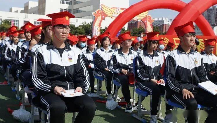 四川成渝高速公路附属拟收购充电桩资产